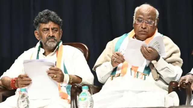 डीके शिवकुमार और खड़गे