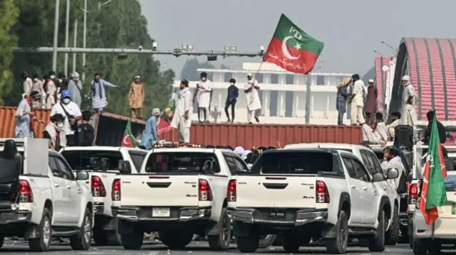 پی ٹی آئی، اسلام آباد