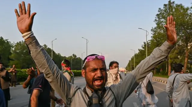 پی ٹی آئی، اسلام آباد