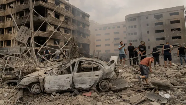 इसराइली हवाई हमले में तबाह हुआ क्लीनिक