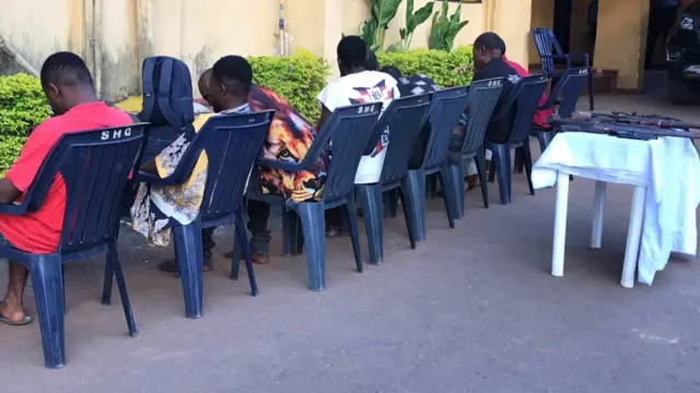 Aka ndị uweojii akparala mmadụ abụọ maka izu ohi akụkụ ahụ mmadụ n’Ebonyi steeti