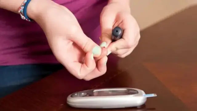 Inta badan sare u kaca ayaa waxa uu ka dhacay wadamada soo koraya, halkaas oo daaweyntu ay aad u adag tahay in la helo.