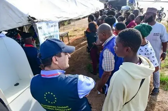 Masu sanya idanu a zaɓe