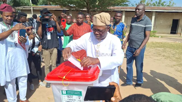 Ondo state deputy govnor cast im vote