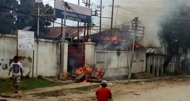 Hoton gidaje na cin wuta