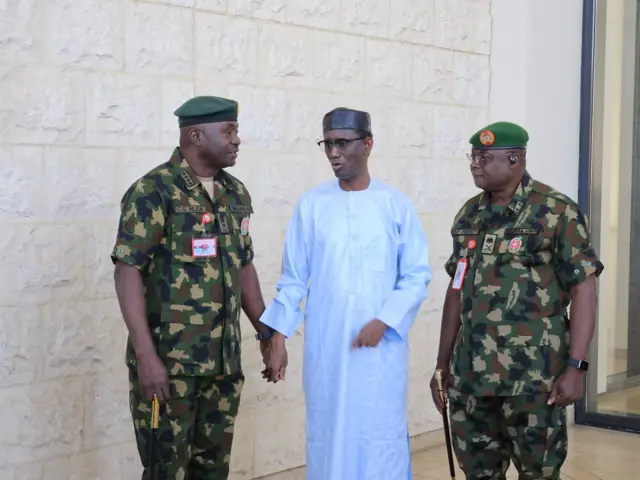 Hoton Janar Musa da Ribadu