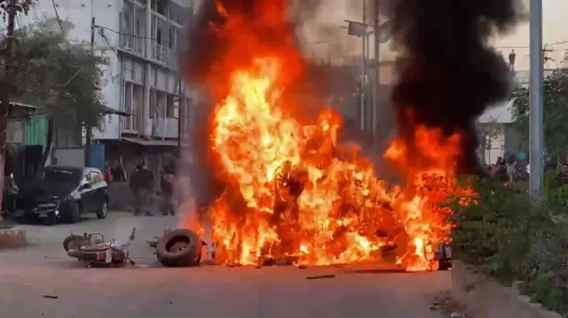 मणिपुर में हिंसा.