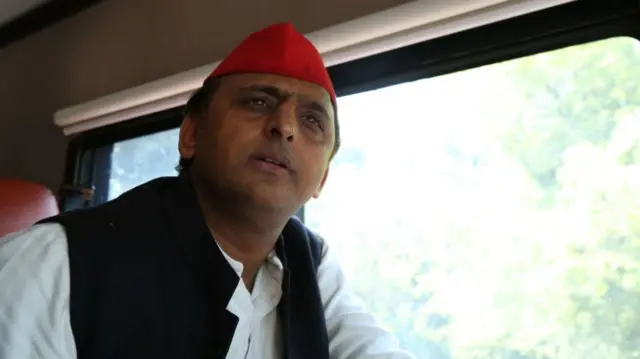 समाजवादी पार्टी के राष्ट्रीय अध्यक्ष अखिलेश यादव (फ़ाइल फ़ोटो)