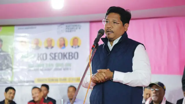 मेघालय के मुख्यमंत्री और नेशनल पीपल्स पार्टी के अध्यक्ष कॉनराड संगमा