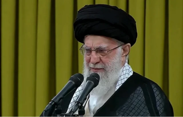 ایران کے رہبر اعلیٰ آیت اللہ علی خامنہ ای