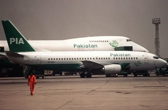 پی آئی  اے