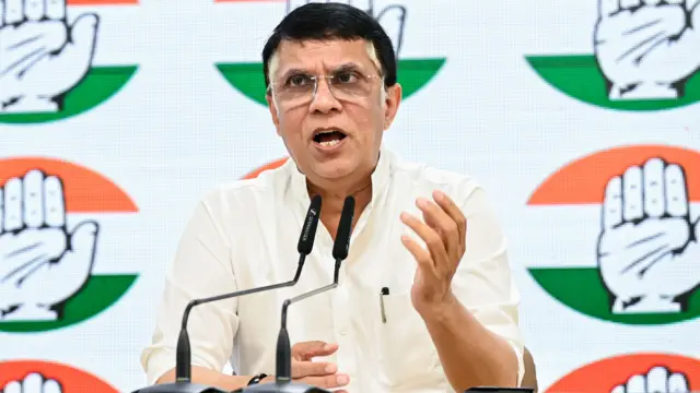 पवन खेड़ा (फ़ाइल फ़ोटो)