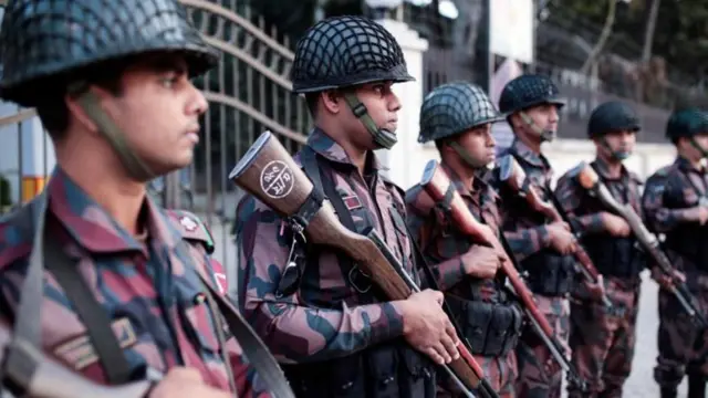 আইনশৃঙ্খলা পরিস্থিতি স্বাভাবিক রাখতে ঢাকা ও চট্টগ্রামে ১০ প্লাটুন বিজিবি মোতায়েন করা হয়েছে (ফাইল ছবি)