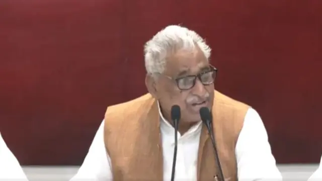 उत्तर प्रदेश विधानसभा के विपक्ष के नेता माताप्रसाद पांडे
