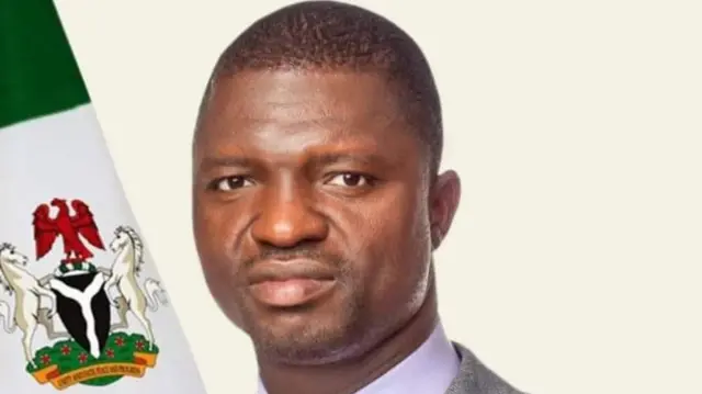 Gọvanọ Ebonyi steeti bụ Francis Nwifuru