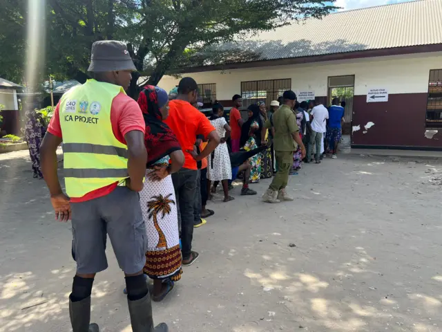 Msururu wa wapiga kura