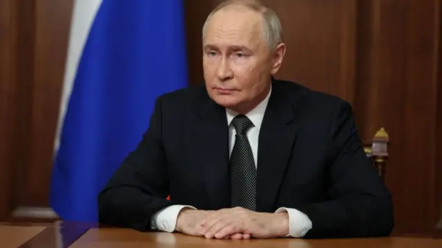 व्लादिमीर पुतिन (फ़ाइल फ़ोटो)