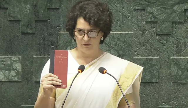 प्रियंका गांधी