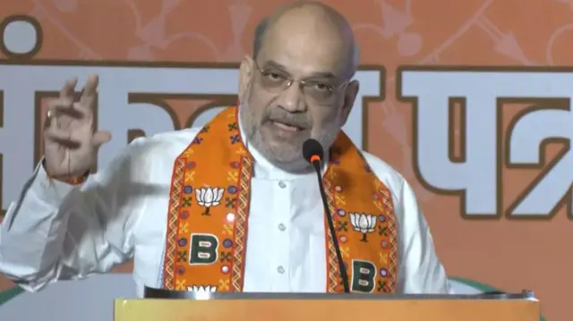 झारखंड में रैली को संबोधित करते अमित शाह