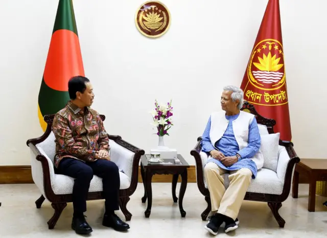 প্রধান উপদেষ্টার সাথে বাংলাদেশে নিযুক্ত ইন্দোনেশিয়ার রাষ্ট্রদূতের সাক্ষাৎ