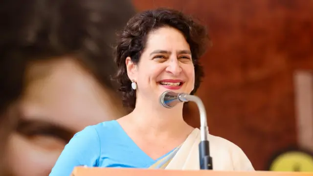 वायनाड की रैली में प्रियंका गांधी