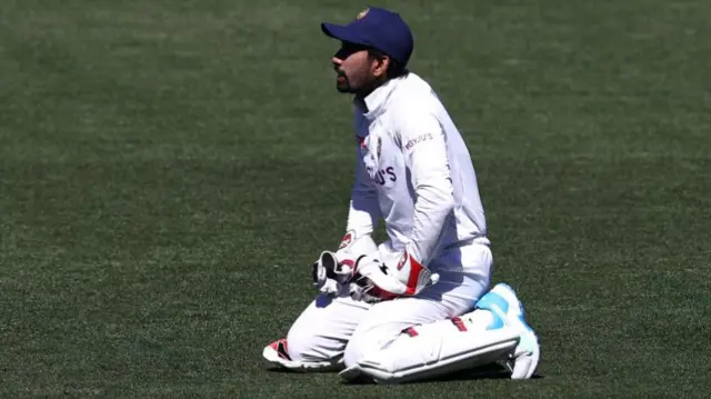 एक मैच के दौरान रिद्धिमान साहा