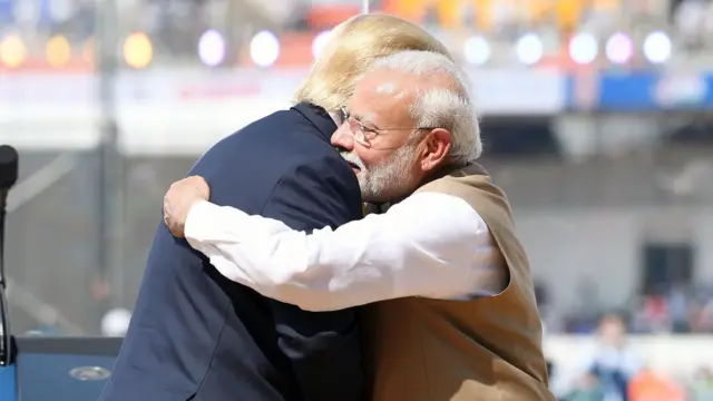 अमेरिकी चुनाव नतीजे: ट्रंपीएम मोदी ने डोनाल्ड ट्रंप को दी बधाई, बताया दोस्त  - BBC News हिंदी