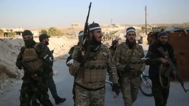 Ciidamada Jabhadda Suuriya ee dagaalka kula jira dowladda