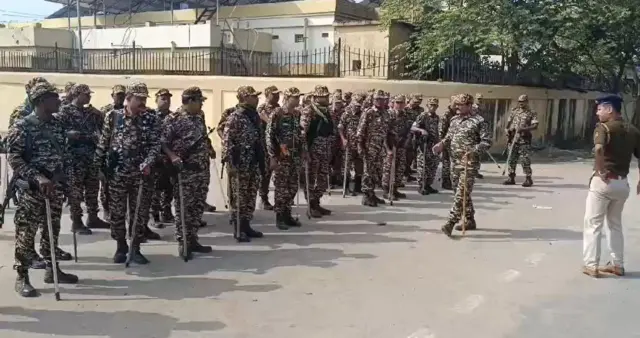 আগরতলায় সীমান্ত চেক পোস্টে বাড়তি বাহিনী মোতায়েন করেছে ভারত