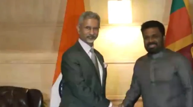 डॉ. एस जयशंंकर के साथ श्रीलंका के राष्ट्रपति
