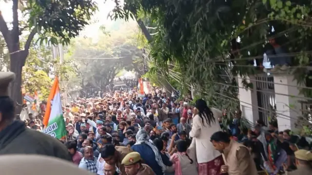 लखनऊ में कांग्रेस का विरोध प्रदर्शन