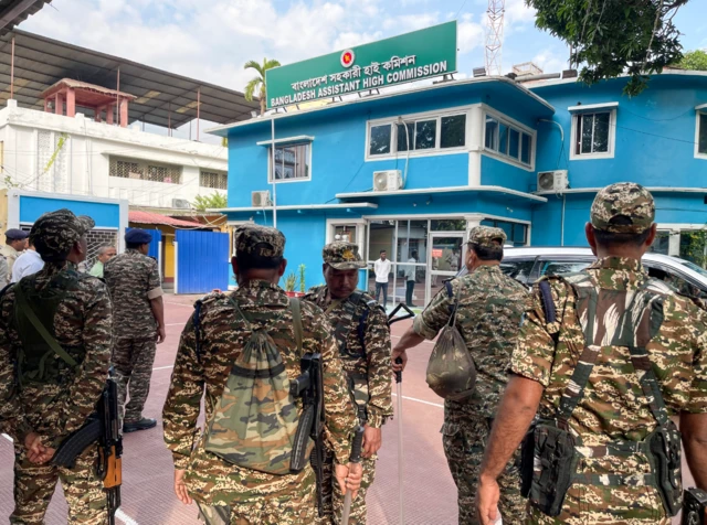 अगरतला स्थित बांग्लादेश सहायक उच्चायोग का ऑफिस़