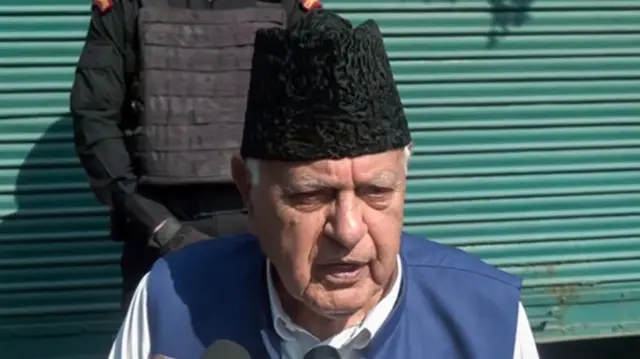 जम्मू-कश्मीर नेशनल कॉन्फ्रेंस के अध्यक्ष फ़ारूक़ अब्दुल्लाह