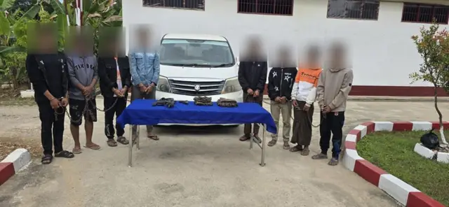 တာချီလိတ်မှာ စစ်သားအယောင်ဆောင် ငွေညှစ်လို့ စစ်ကောင်စီ ဖမ်းဆီးခဲ့သူ ၈ ဦး