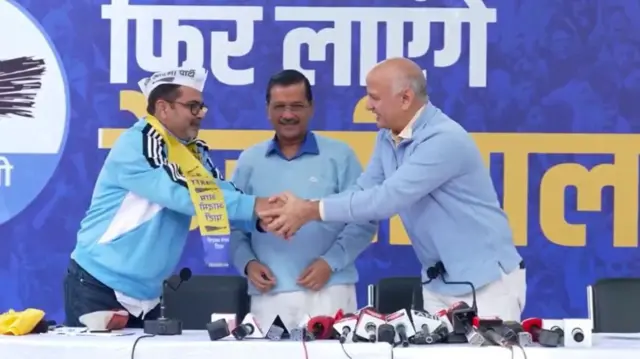 अवध ओझा, अरविंद केजरीवाल और मनीष सिसोदिया