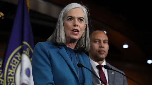 कैथरीन क्लार्क