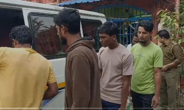 পশ্চিমবঙ্গের কারাগার থেকে মুক্ত হয়েছেন ১২ জন বাংলাদেশি মৎস্যজীবী