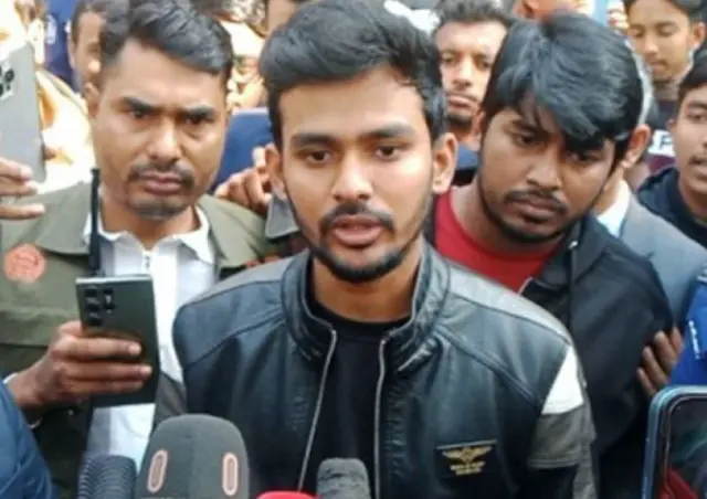 উপদেষ্টা আসিফ মাহমুদ