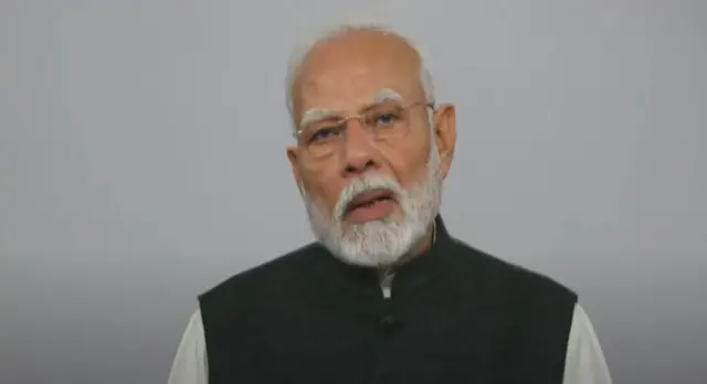 नरेंद्र मोदी