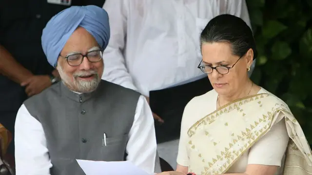 मनमोहन सिंह और सोनिया गांधी