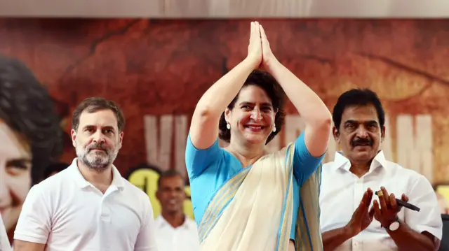 राहुल और प्रियंका गांधी हिंसा में मारे गए लोगों के परिवार से मिलने के लिए संभल जा रहे थे