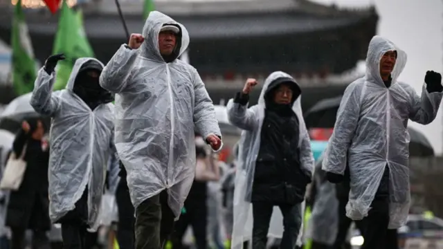 दक्षिण कोरिया में विरोध प्रदर्शन