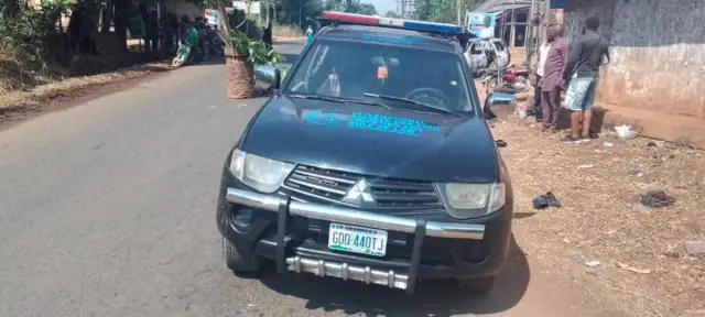 Ndị uweojii akpachiela ndị ojiegbe, napụta ha ụgbọala n’Anambra steeti
