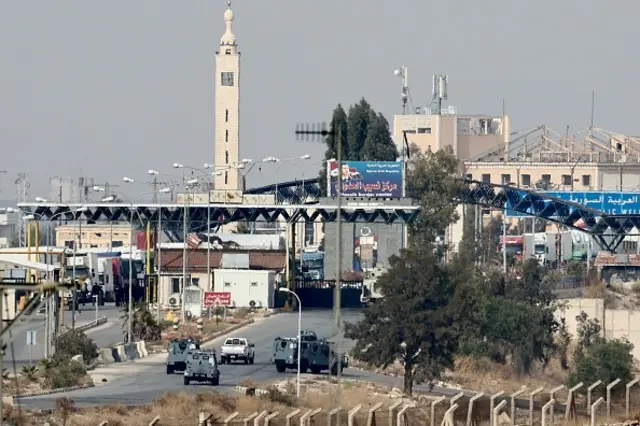 اردن بعد از افزایش درگیری‌ها در سوریه مرز خود با این کشور را بسته است