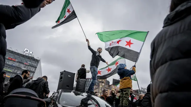 من ردود فعل السوريين في الخارج