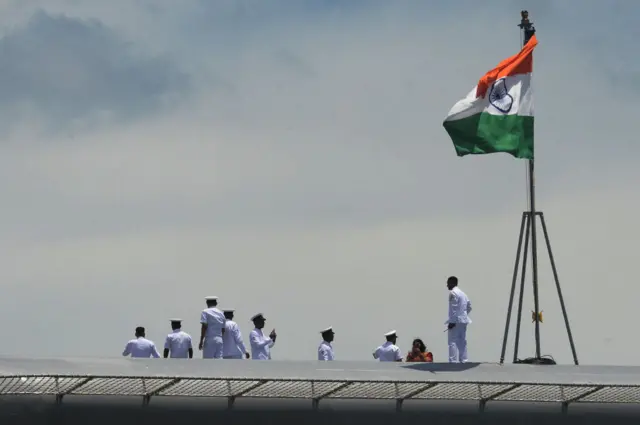 नौसैनिक