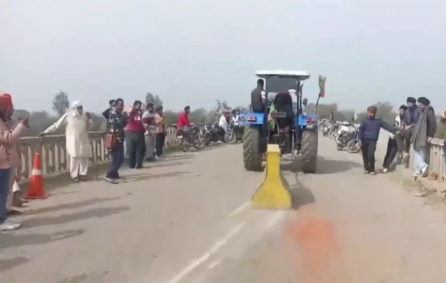 ਸ਼ੰਭੂ ਬੈਰੀਅਰ