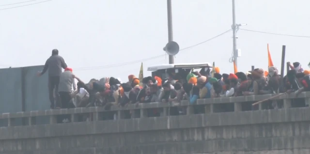 ਕਿਸਾਨਾਂ ਦਾ ਮੁਜ਼ਾਹਰਾ