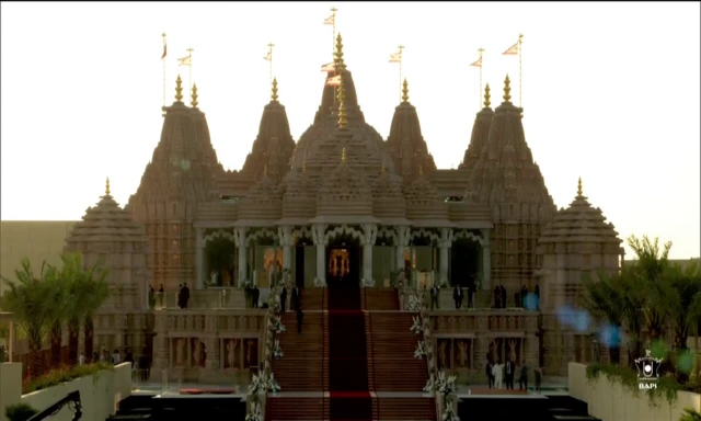 अबू धाबी का पहला हिंदू मंदिर