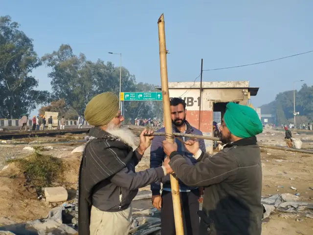 शंभू बॉर्डर पर किसानों का तीसरा दिन